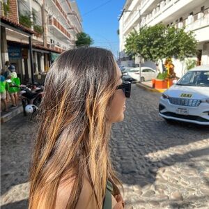 Meet your Posher, Aileen